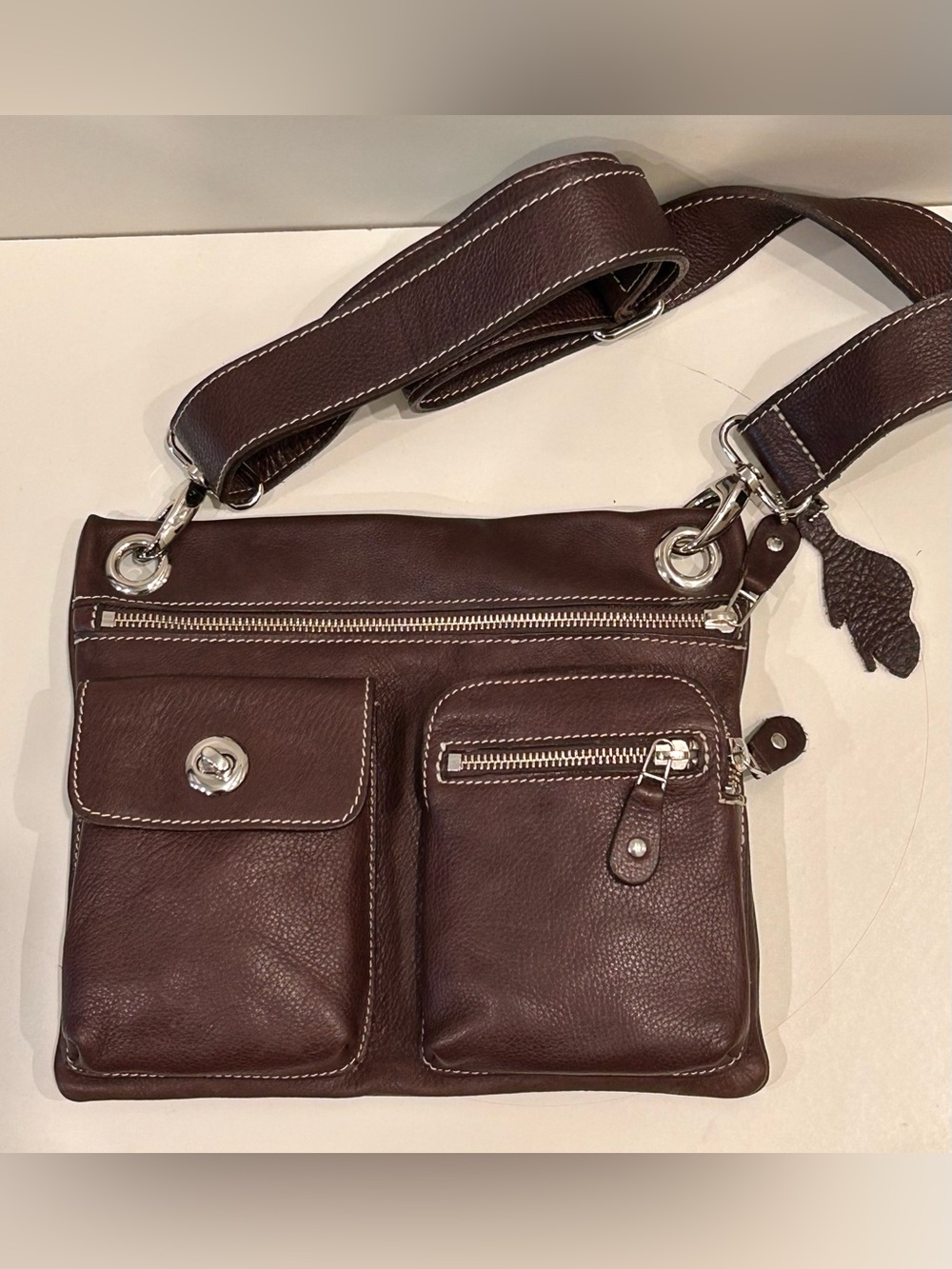 Roots Dark Brown Leather Village Cervino Crossbody Bag, NWOT